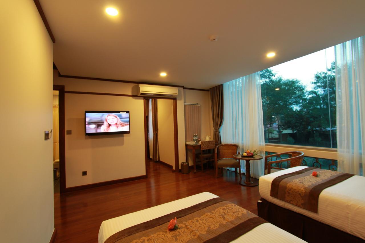 M Hotel